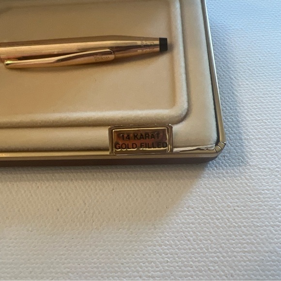 In Box Cross Ballpoint Pen 14KT‎ Gold Mint Condition (C4) Engraved "Terry" - Picture 3 of 6